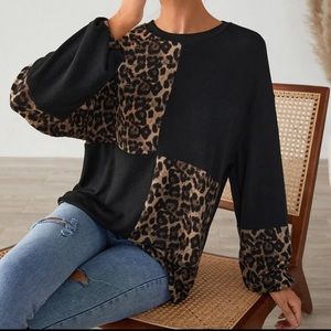 🆕NEW🛍️Geometric Leopard Print Pullover 🐾